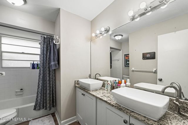 5628 FORT SUMTER Road, Jacksonville, FL 32210