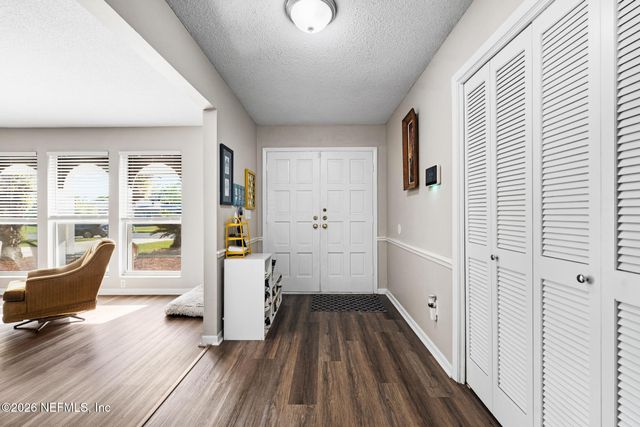 5628 FORT SUMTER Road, Jacksonville, FL 32210