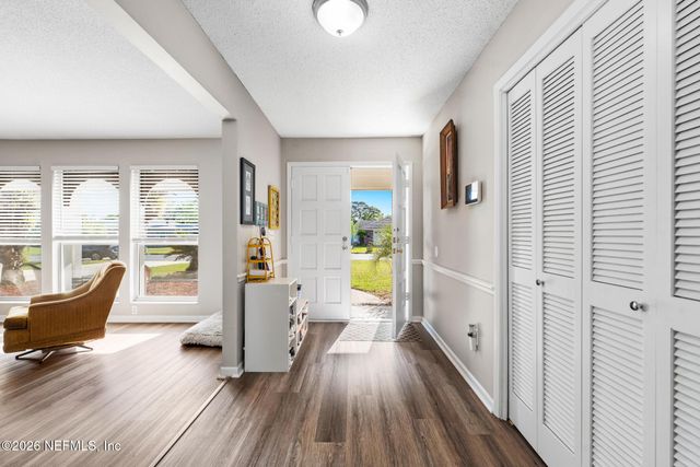 5628 FORT SUMTER Road, Jacksonville, FL 32210