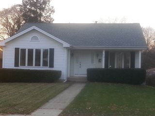 512 Clark Street 1, Elgin, IL 60123