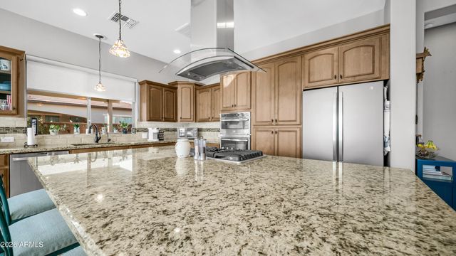 173 E KENNEDIA Drive, Queen Creek, AZ 85140