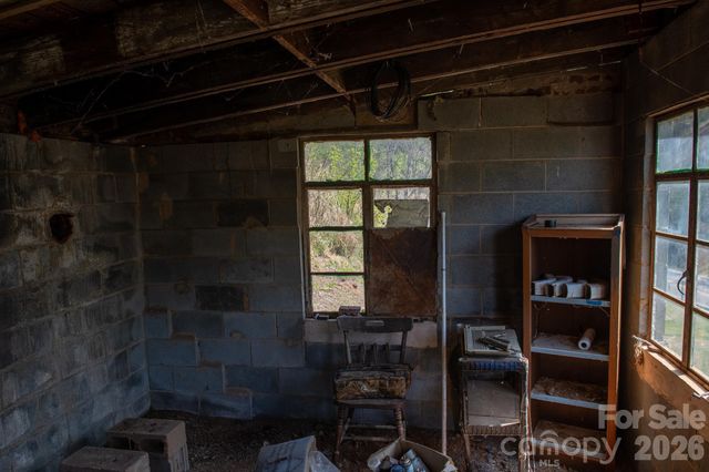 2687 Indian Grave Road, Lenoir, NC 28645
