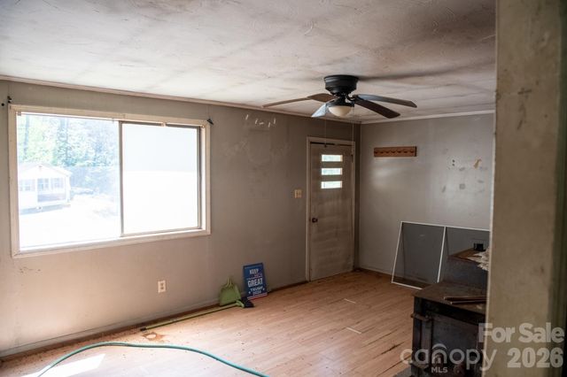 2687 Indian Grave Road, Lenoir, NC 28645