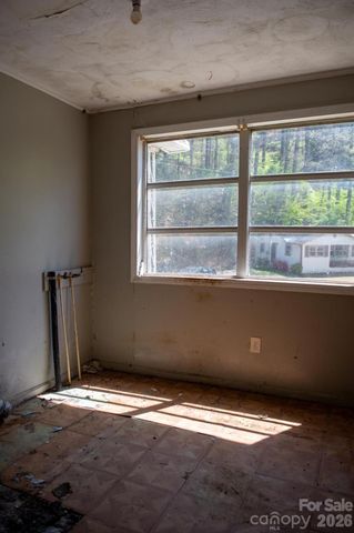 2687 Indian Grave Road, Lenoir, NC 28645