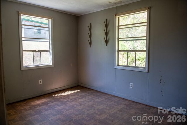 2687 Indian Grave Road, Lenoir, NC 28645