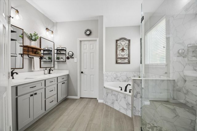 6102 Timbermoss Court, League City, TX 77573