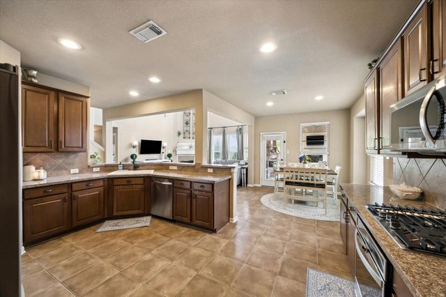 6102 Timbermoss Court, League City, TX 77573