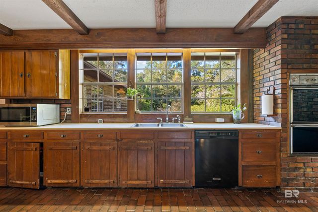 32771 Antietam Road, Lillian, AL 36549