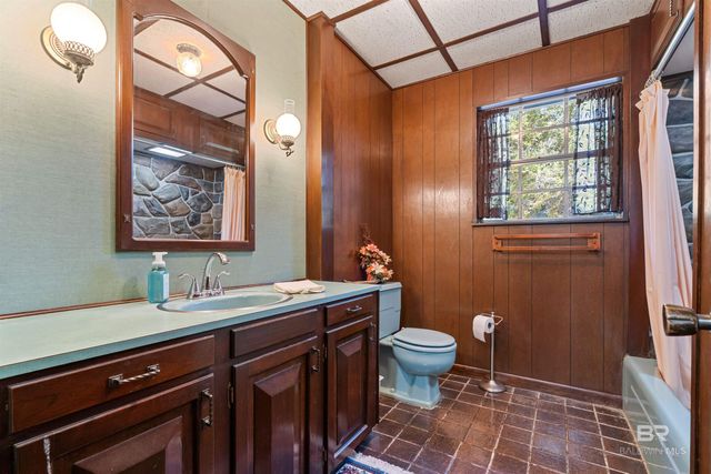 32771 Antietam Road, Lillian, AL 36549