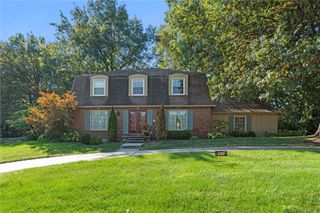 2315 W 103rd Street, Leawood, KS 66206