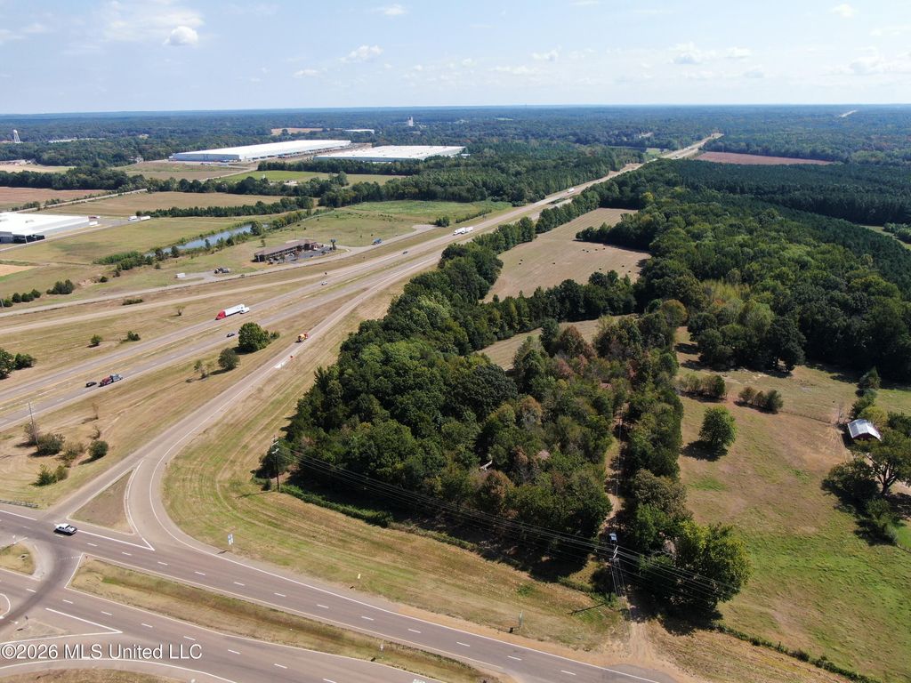 700 Mississippi 309, Byhalia, MS 38611 — exterior