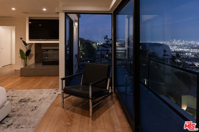 1815 N Crescent Heights Boulevard, West Hollywood, CA 90069