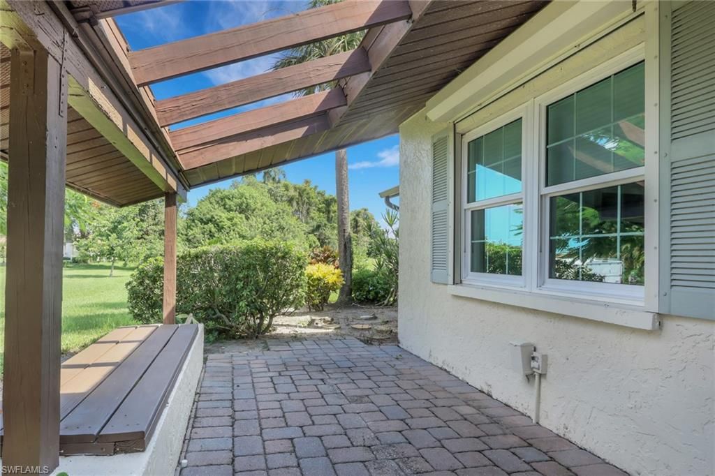 147 Round Key CIR P1, NAPLES, FL 34112 — photo 2