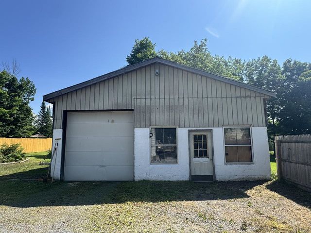 28 Diamond Street, St. Albans City, VT 05478