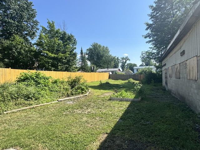28 Diamond Street, St. Albans City, VT 05478