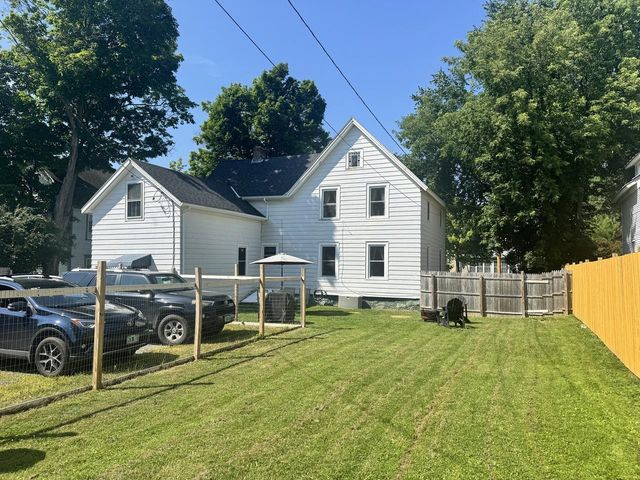 28 Diamond Street, St. Albans City, VT 05478