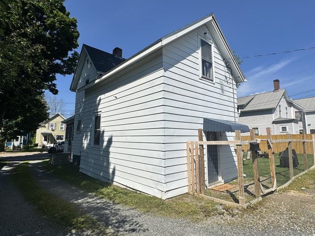 28 Diamond Street, St. Albans City, VT 05478
