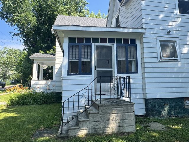 28 Diamond Street, St. Albans City, VT 05478