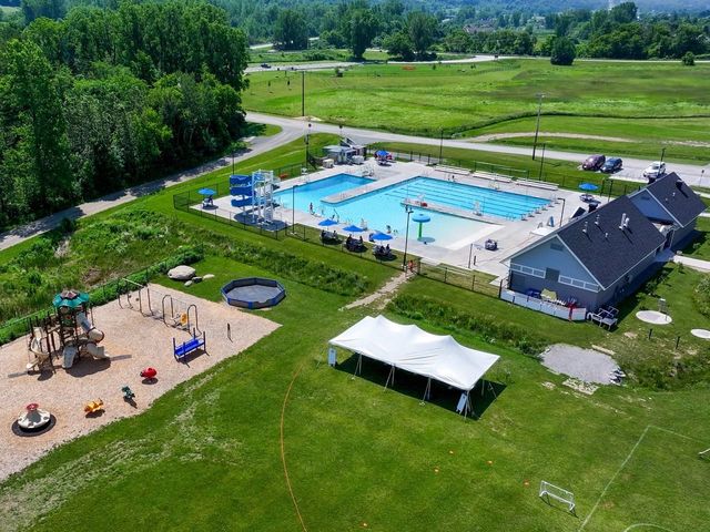 28 Diamond Street, St. Albans City, VT 05478