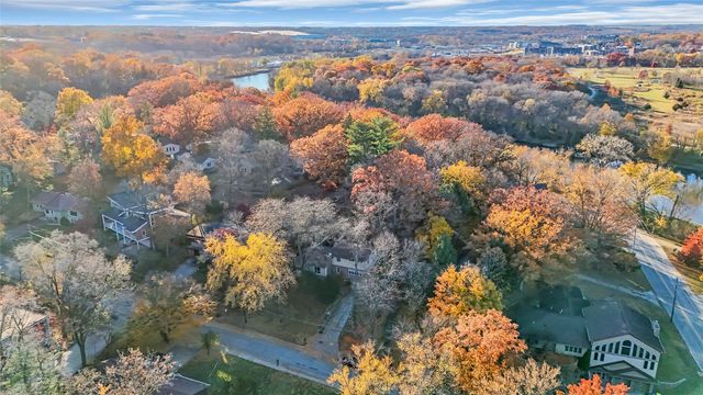 435 Lee Street, Iowa City, IA 52246