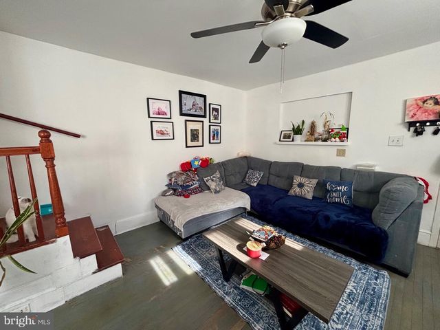 117 LINDEN AVE, Oaklyn, NJ 08107