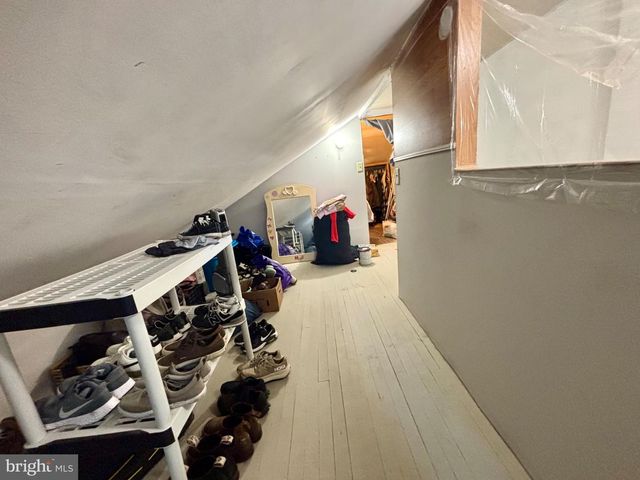 117 LINDEN AVE, Oaklyn, NJ 08107