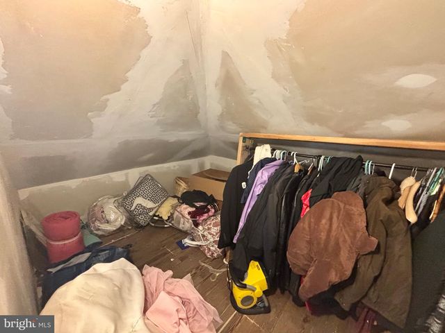 117 LINDEN AVE, Oaklyn, NJ 08107