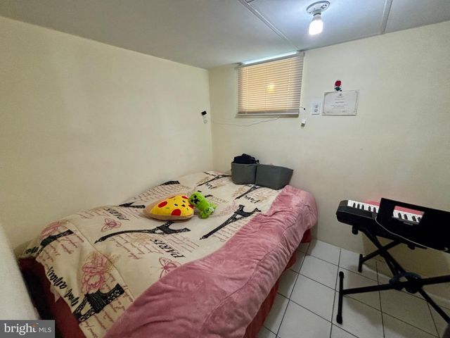 117 LINDEN AVE, Oaklyn, NJ 08107