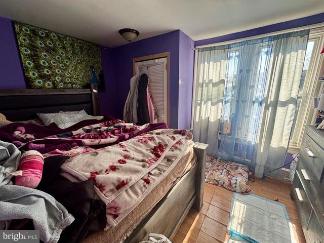 117 LINDEN AVE, Oaklyn, NJ 08107