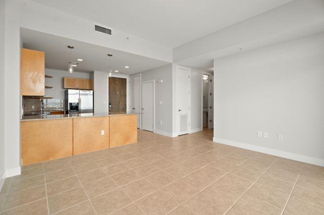 500 Seawall Boulevard 1104, Galveston, TX 77550