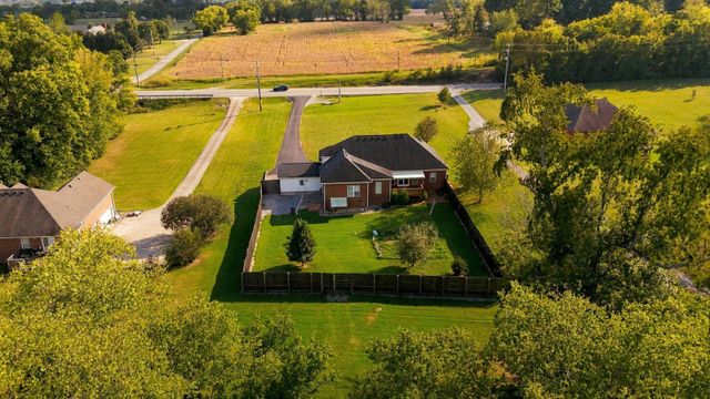1847 Hartsville Pike, Gallatin, TN 37066