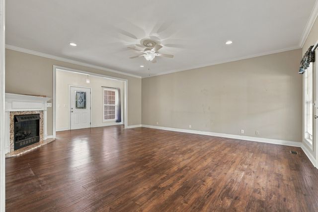 1847 Hartsville Pike, Gallatin, TN 37066