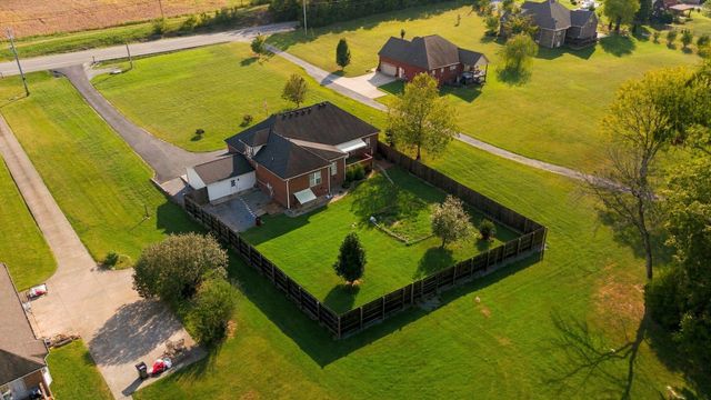 1847 Hartsville Pike, Gallatin, TN 37066