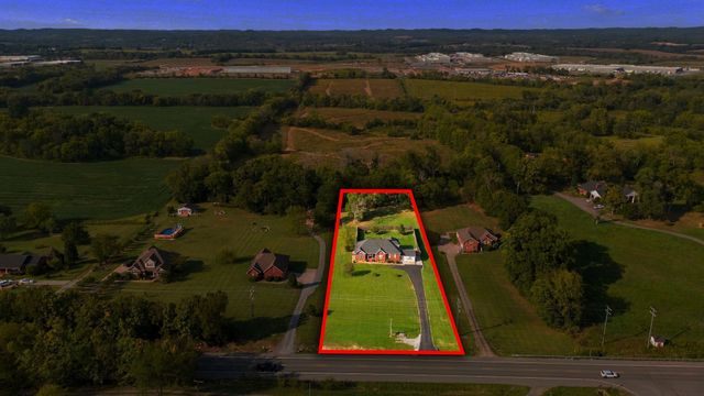1847 Hartsville Pike, Gallatin, TN 37066