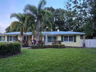 2002 Buena Vista Boulevard, Vero Beach, FL 32960