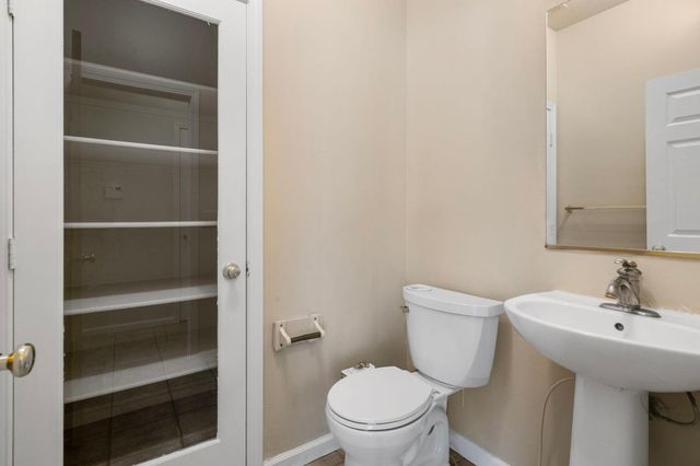 3484 Cathedral Cir, Stockton, CA 95212