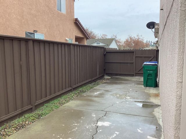 3484 Cathedral Cir, Stockton, CA 95212