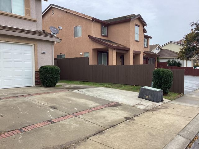 3484 Cathedral Cir, Stockton, CA 95212