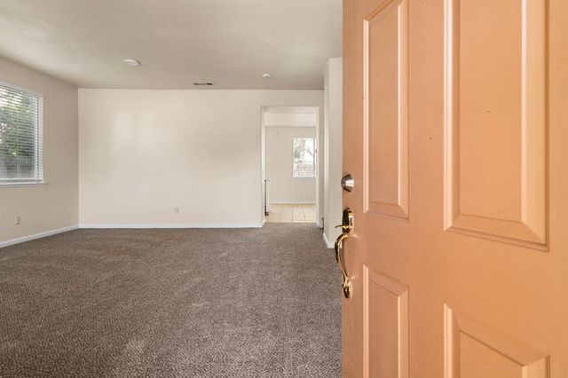 3484 Cathedral Cir, Stockton, CA 95212