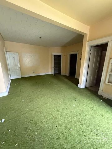1626 Brewster Avenue, Cincinnati, OH 45207