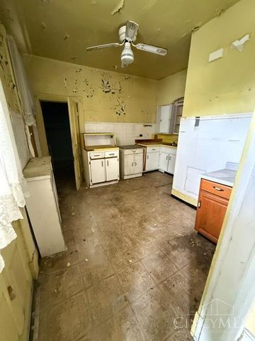 1626 Brewster Avenue, Cincinnati, OH 45207