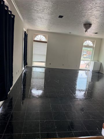 8528 Beechnut St Street, Houston, TX 77036