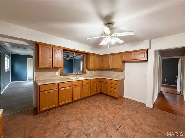 1607 N 17th Street, Belleville, IL 62226