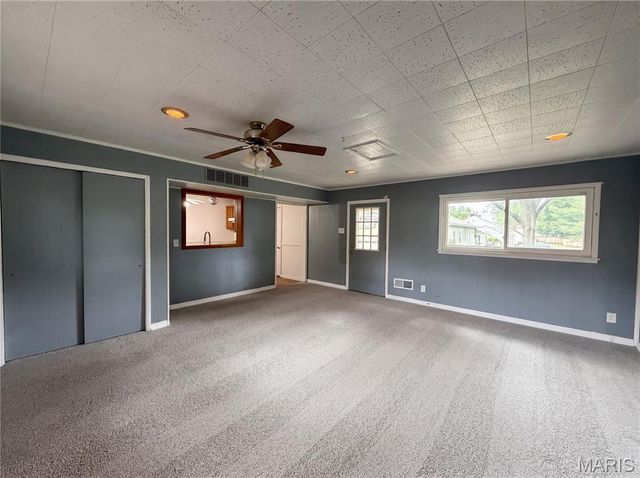 1607 N 17th Street, Belleville, IL 62226