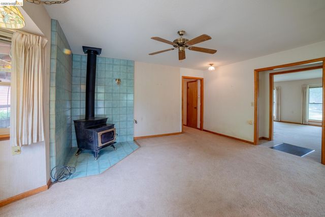 10420 N Airport, Columbia, CA 95310