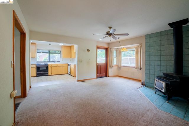 10420 N Airport, Columbia, CA 95310