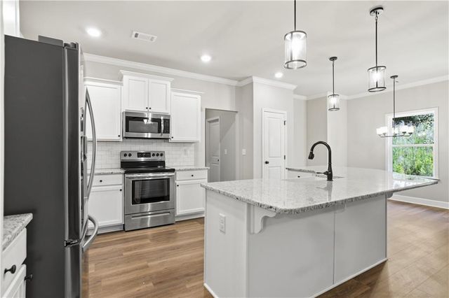 45 Hawthorn Lane, Covington, GA 30014