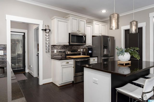 5882 LONGVIEW LANE, Trussville, AL 35173