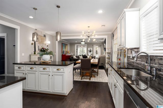 5882 LONGVIEW LANE, Trussville, AL 35173