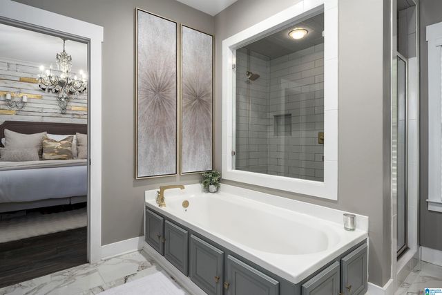 5882 LONGVIEW LANE, Trussville, AL 35173